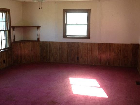 Additional Living Room