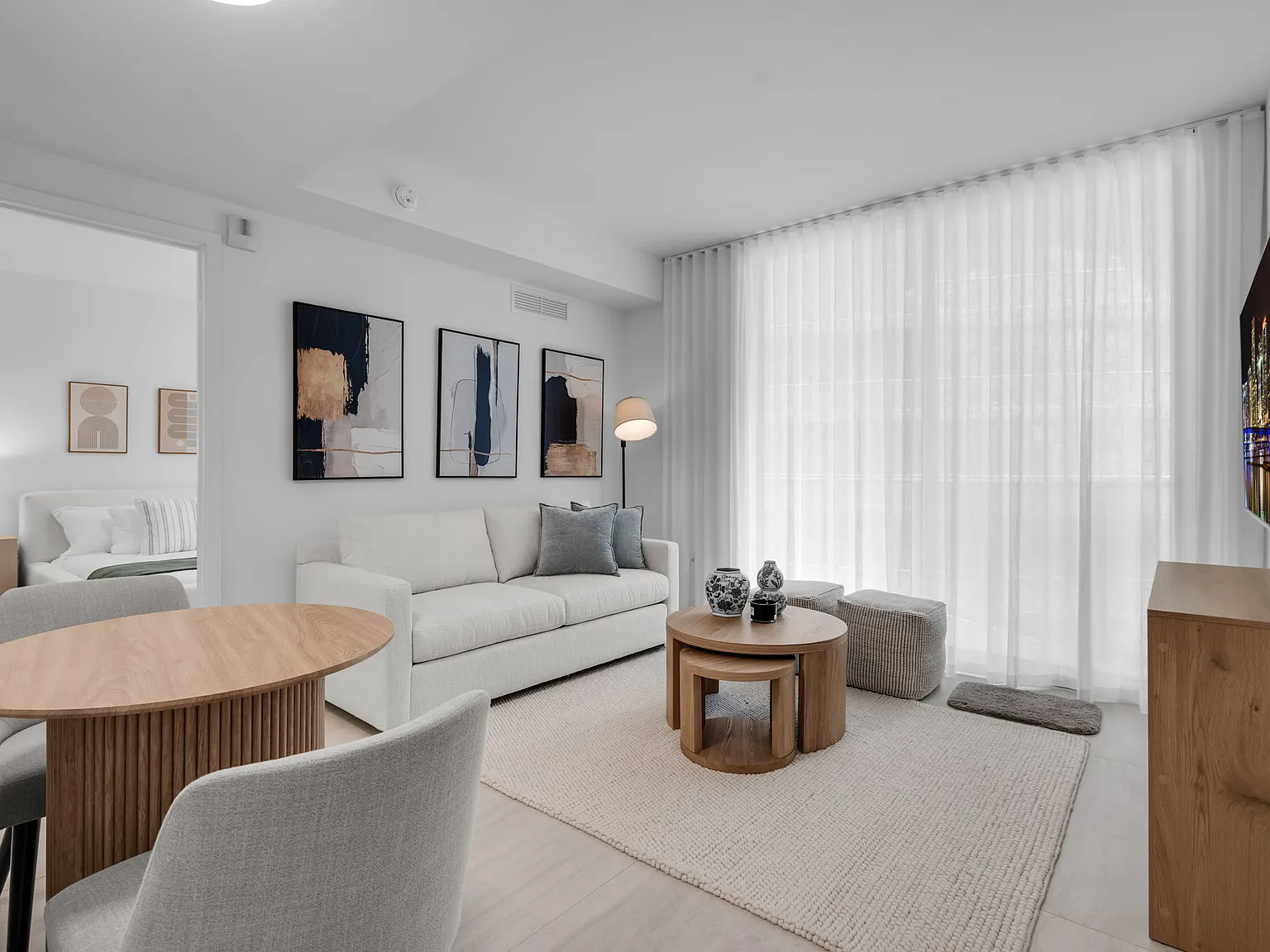 1 bed, 670 sqft, $4,100 — Photo 1
