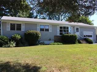 560 Buttonwoods Ave, Warwick, RI 02886