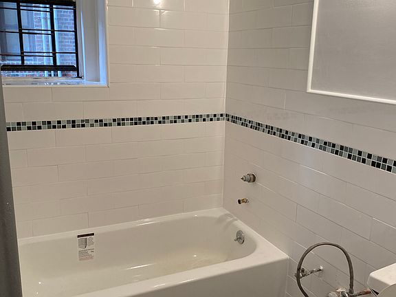 4th image of 14340 41st Ave APT 5L