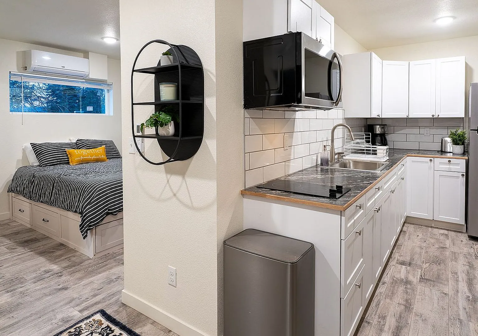 Easy Street Townhomes — Photo 1