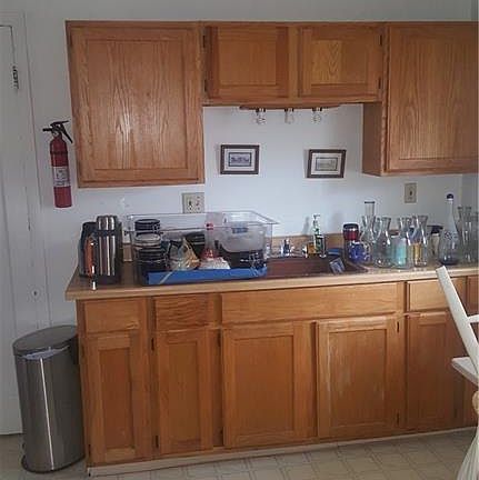 4th image of 233 Northland Ave