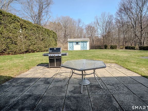 4th image of 192 Breakneck Hill Road