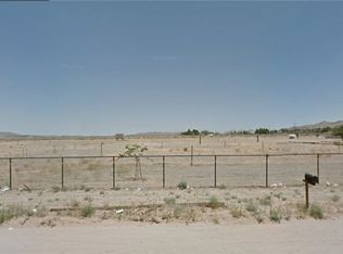 22400 Waalew Rd, Apple Valley, CA 92307