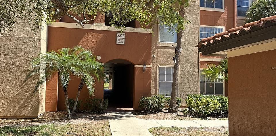 1st image of 5572 Metrowest Blvd Unit 202