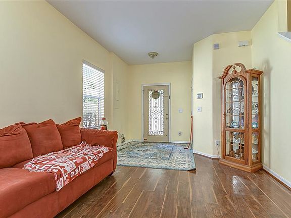 5th image of 10615 Shady Falls Ct