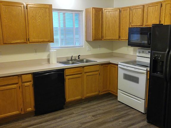 Kitchen 17 x 10