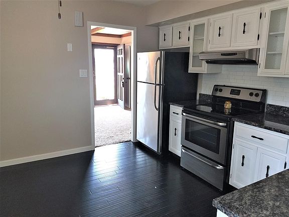 5th image of 706 Richardson Dr