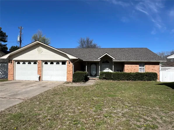 606 Marie Cv, Kennett, MO 63857