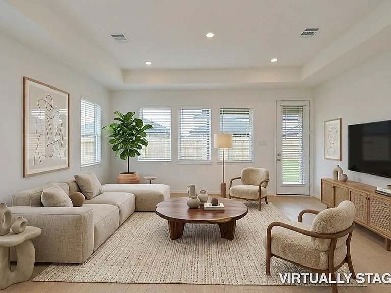 9727 Rialto Heights Dr — Photo 13