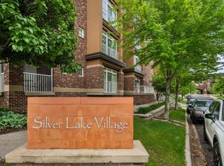 2405 39th Ave NE UNIT 405, Saint Anthony, MN 55421