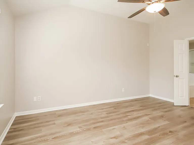 16402 Ancient Forest Dr — Photo 11