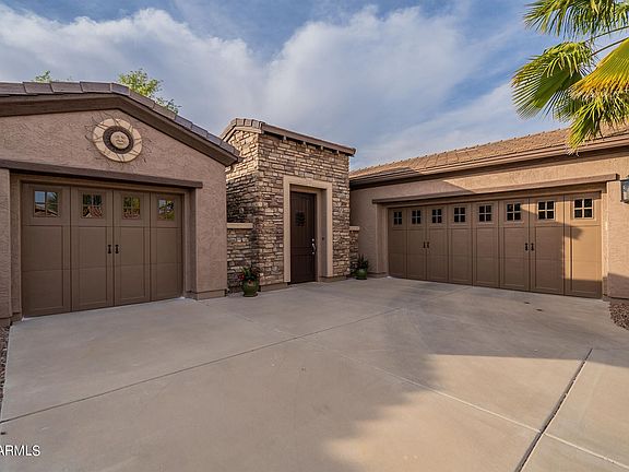 5th image of 12388 W Roberta Ln