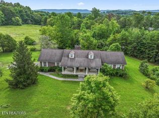 702 Calderwood Hwy, Maryville, TN 37801