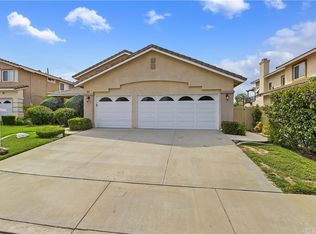 32 Corte Rivera, Lake Elsinore, CA 92532