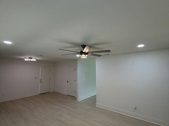 4th image of 763 E Corley Dr