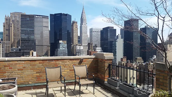Rented by City Connections Realty | media 7