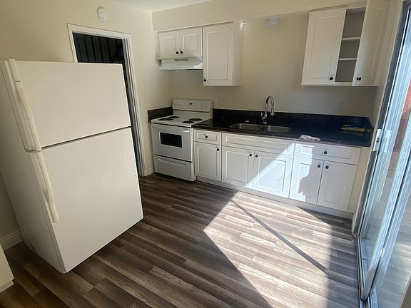4th image of 3812 Soranno Ave APT C