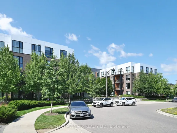 150 Sabina Dr #416, Oakville, ON L6H 0W3