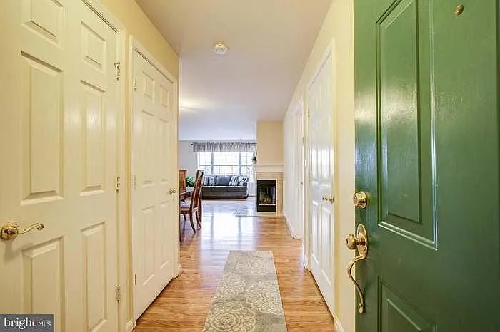 402 Ridgepoint Pl — Photo 4