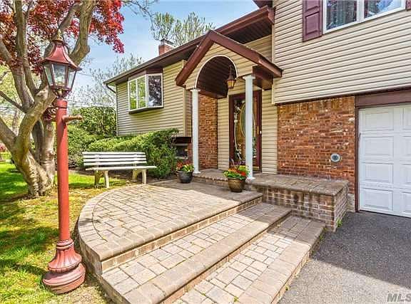 2nd image of 30 Richlee Dr
