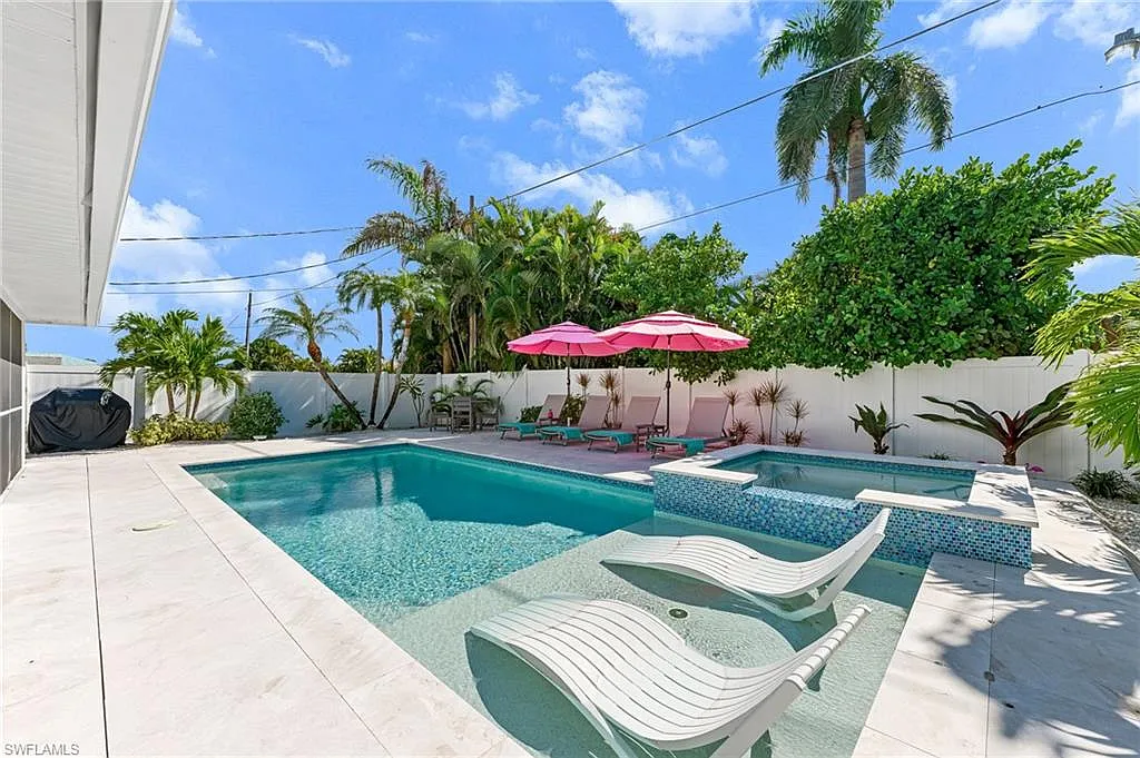3 bed, 2.0 bath, 1800 sqft, $12,500 — Photo 1