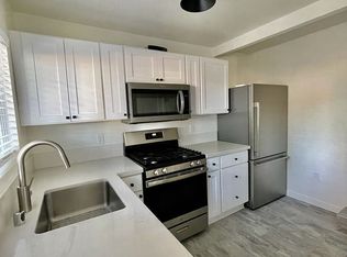 2 Bedroom/1 Bathroom - Isla Vista, Goleta, CA 93117