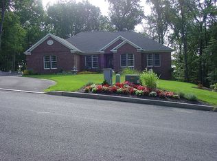 4805 Mountainrise Dr, Harrisburg, PA 17110