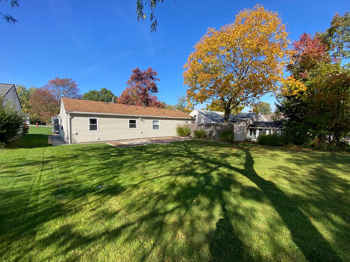 Building Photo - 2793 Stark Dr