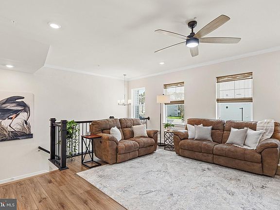 3rd image of 12428 Sea Oaks Ln Unit 5
