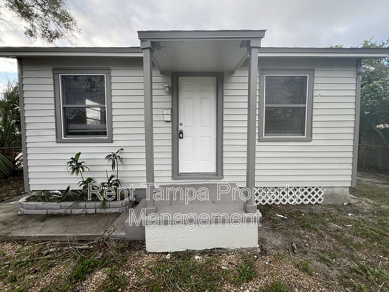 1st image of 4801 10th Ave S #1/2