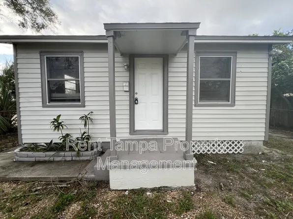 4801 10th Ave S #1/2, Saint Petersburg, FL 33711