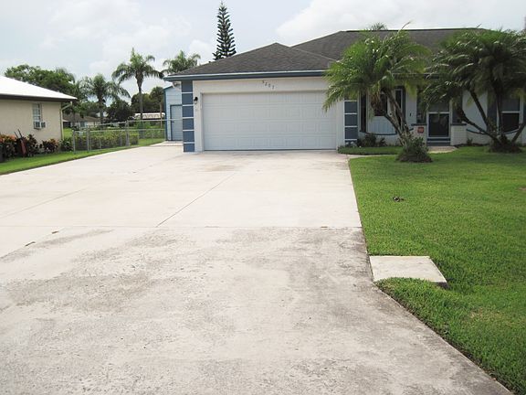 4th image of 5207 Feather Creek Dr