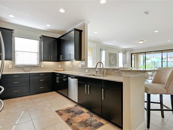 4th image of 8409 Alberata Vista Dr