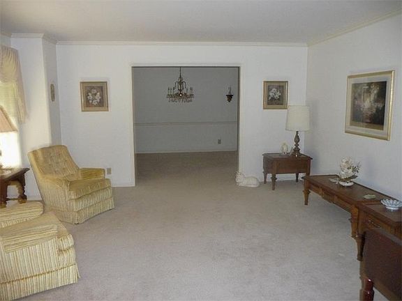 3rd image of 4113 Manson Ave SE
