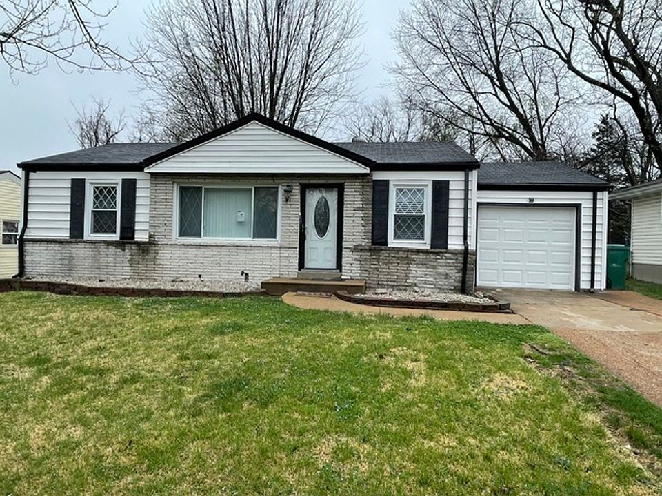 1st image of 815 Bella Ln