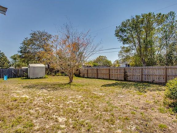 5th image of 2633 Windsor Heights St