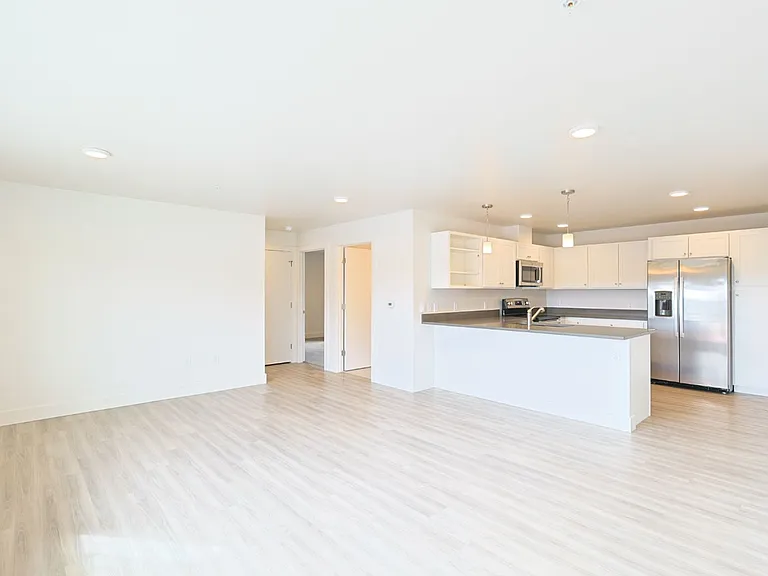 Nexus Point Apartments — Photo 36