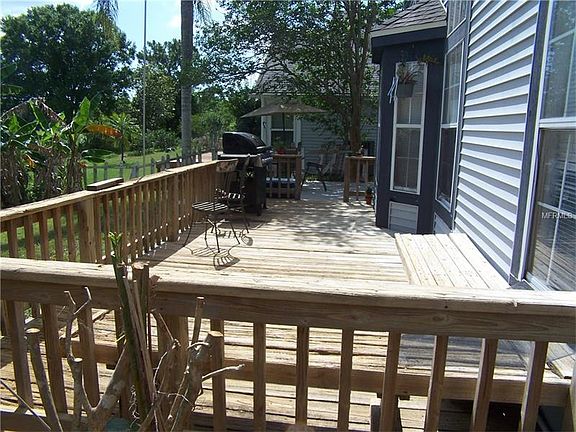 4th image of 9856 Bubbling Brook Ct