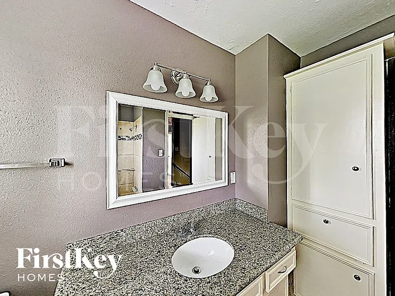 10122 Woodhollow Dr — Photo 14