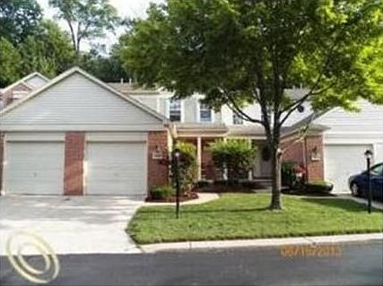 1st image of 7860 Rivergate Dr #25