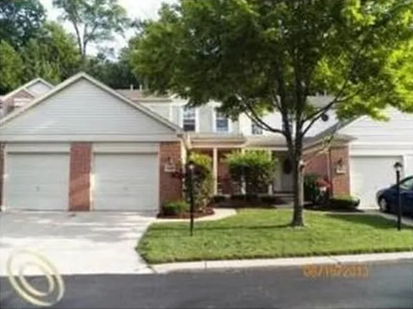 7860 Rivergate Dr #25, Westland, MI 48185