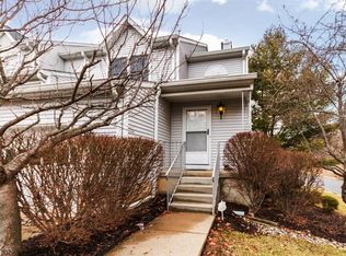 443 Chapman Ct, Hackettstown, NJ 07840