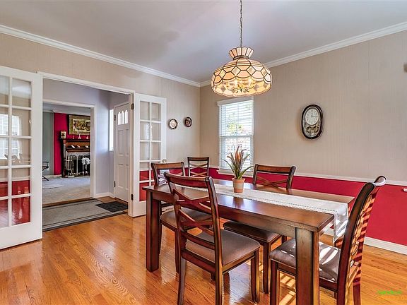 5th image of 4842 Marlborough Dr