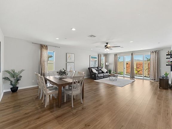 3rd image of 29050 Golden Sunset Cir