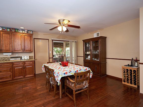 5th image of 1101 Glenwood Dr