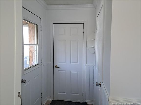 2nd image of 2943 Middle River Rd