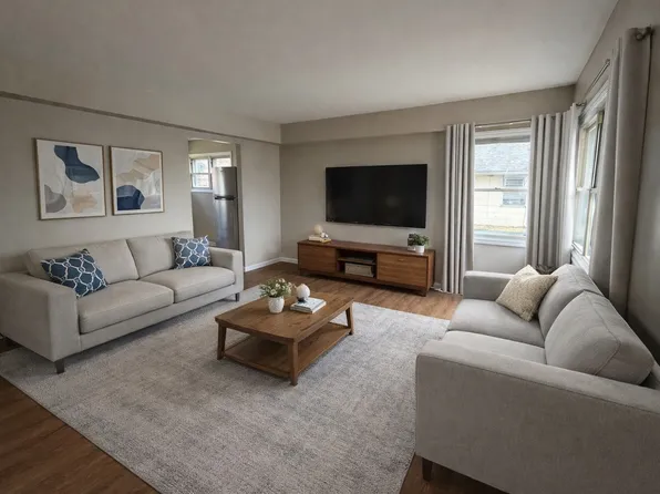 1075 Fireside Ave, Ewing, NJ 08618