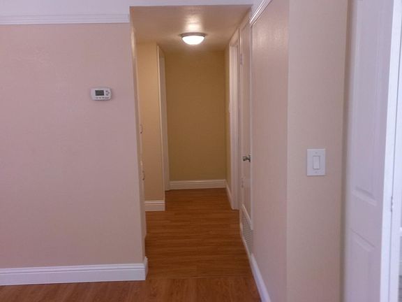 5th image of 5821 S Land Park Dr