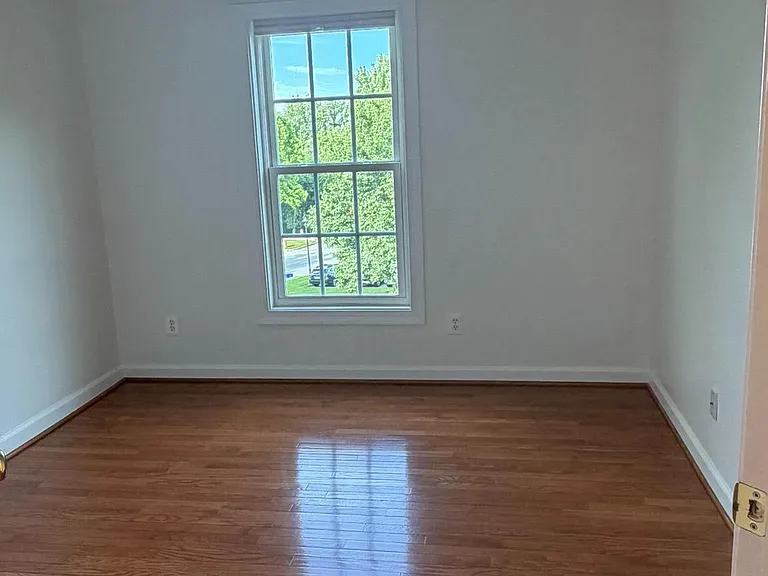 10631 Sandown Way — Photo 15